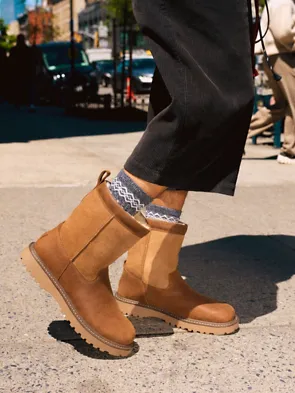 Julez Smith wearing our UGG Birch Boot II.